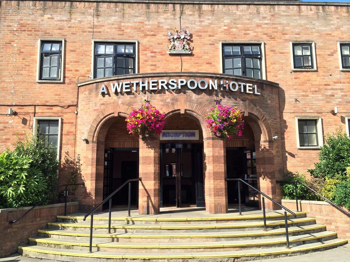 The Brocket Arms Wetherspoon Hotell Wigan Exteriör bild